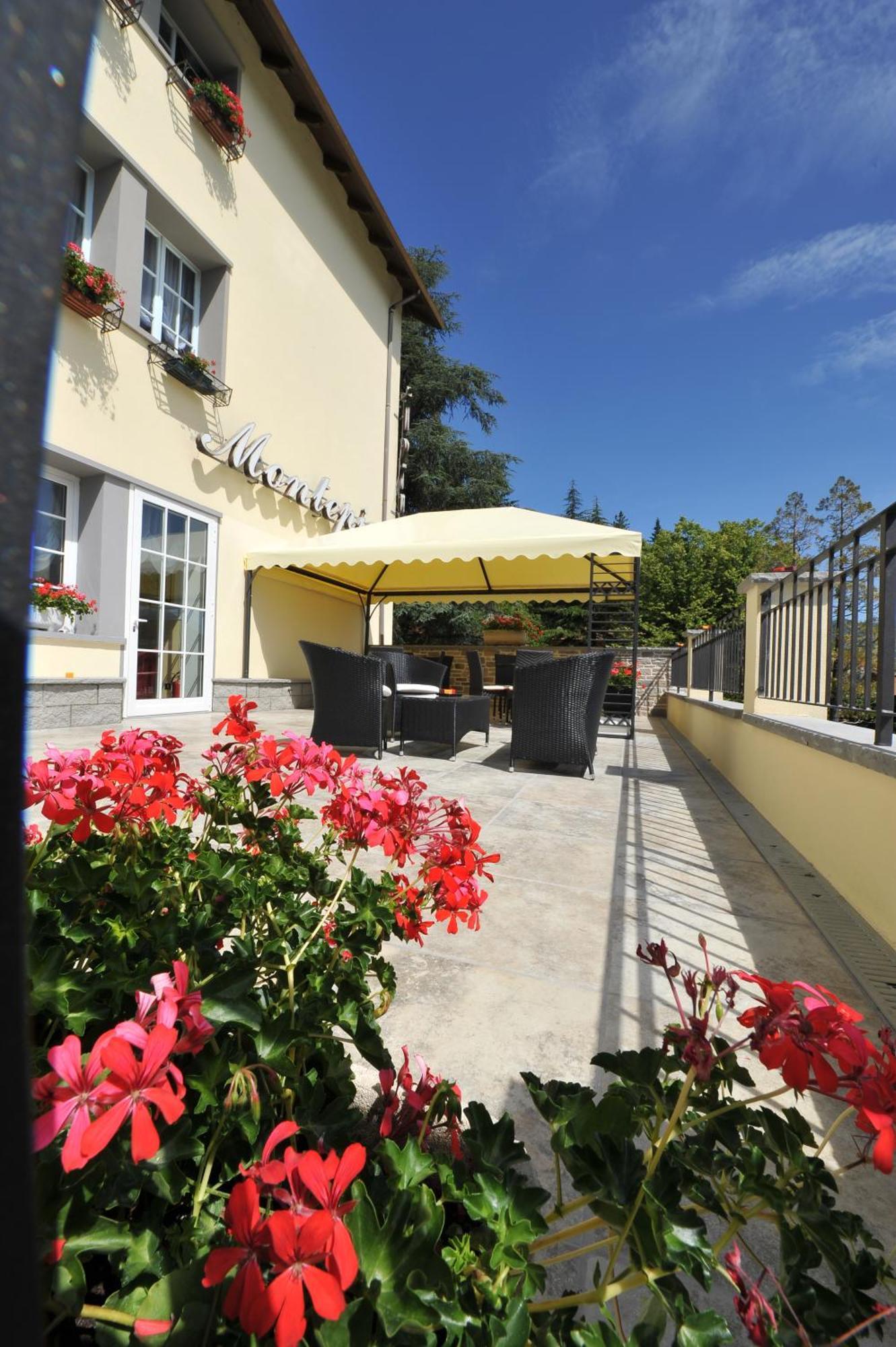 Hotel Montepizzo Lizzano In Belvedere Luaran gambar